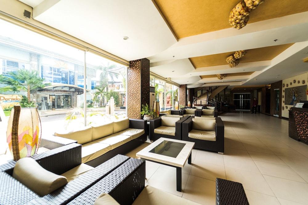 Mo2 Westown Hotel Iloilo Esterno foto