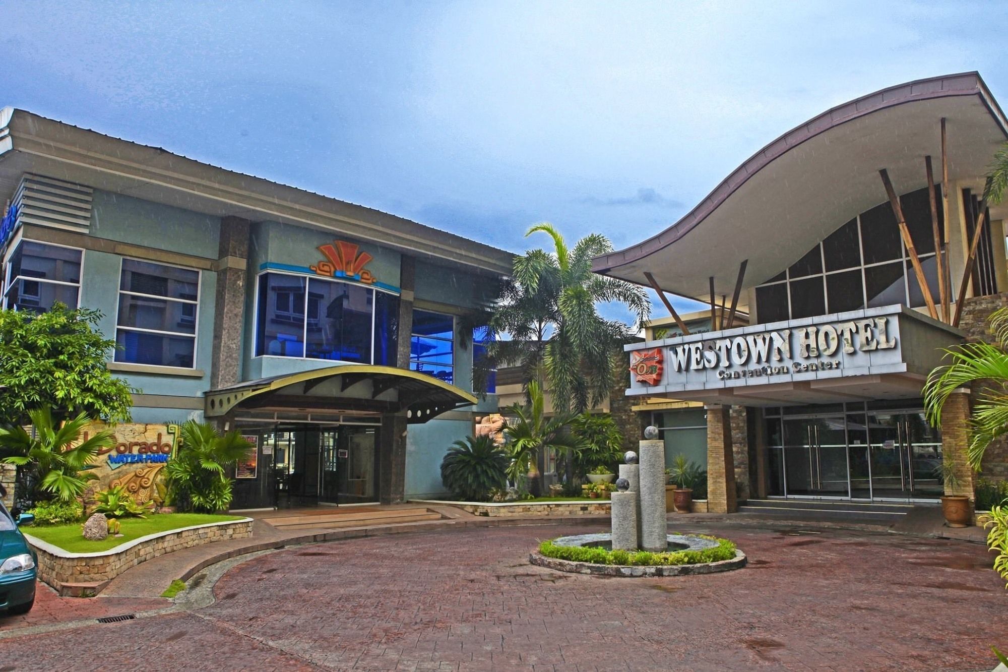 Mo2 Westown Hotel Iloilo Esterno foto