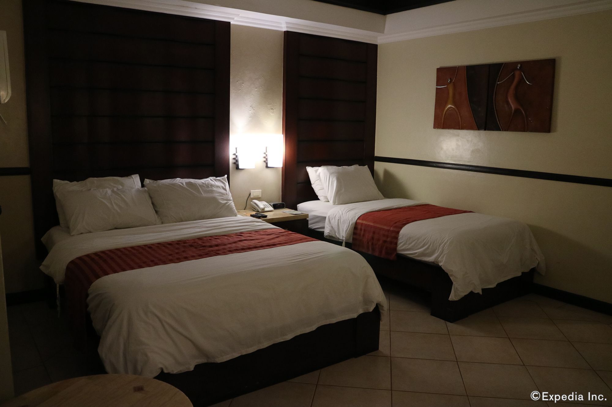 Mo2 Westown Hotel Iloilo Esterno foto