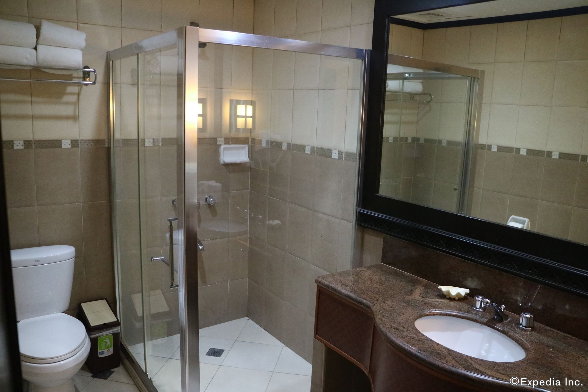 Mo2 Westown Hotel Iloilo Esterno foto